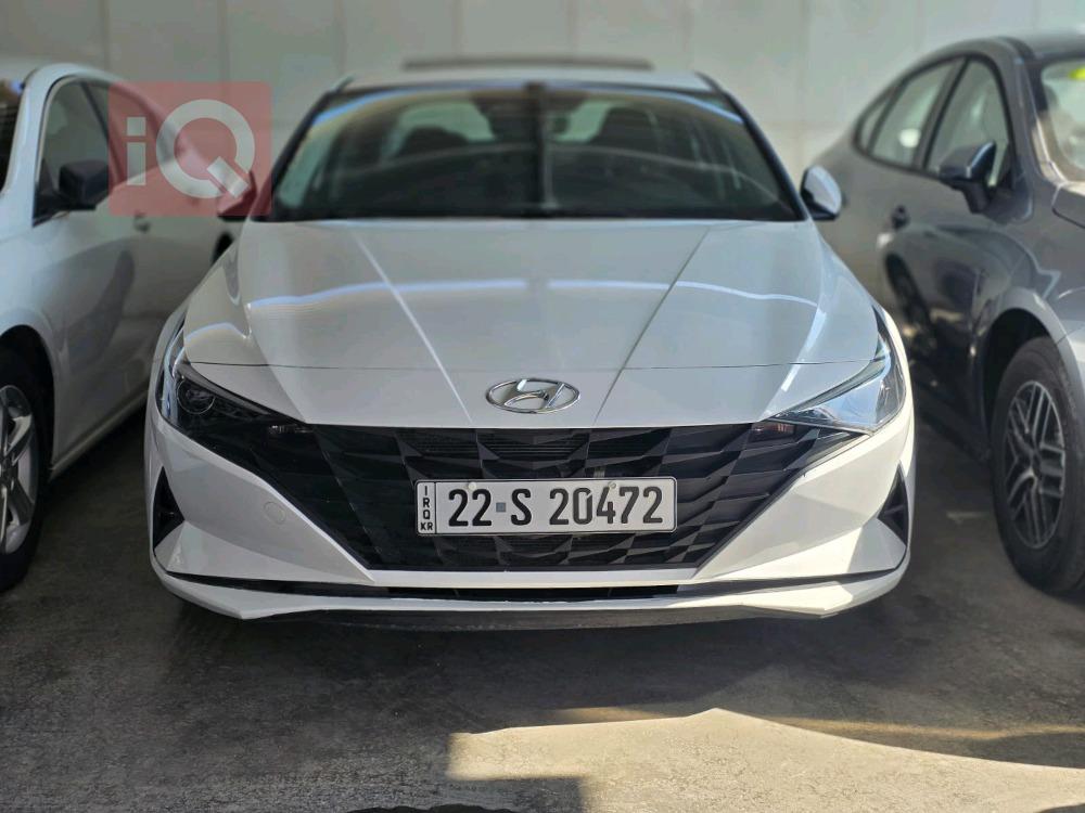 هیۆندای ئەلەنترا